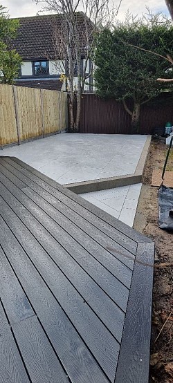 Composite decking with porcelain paving